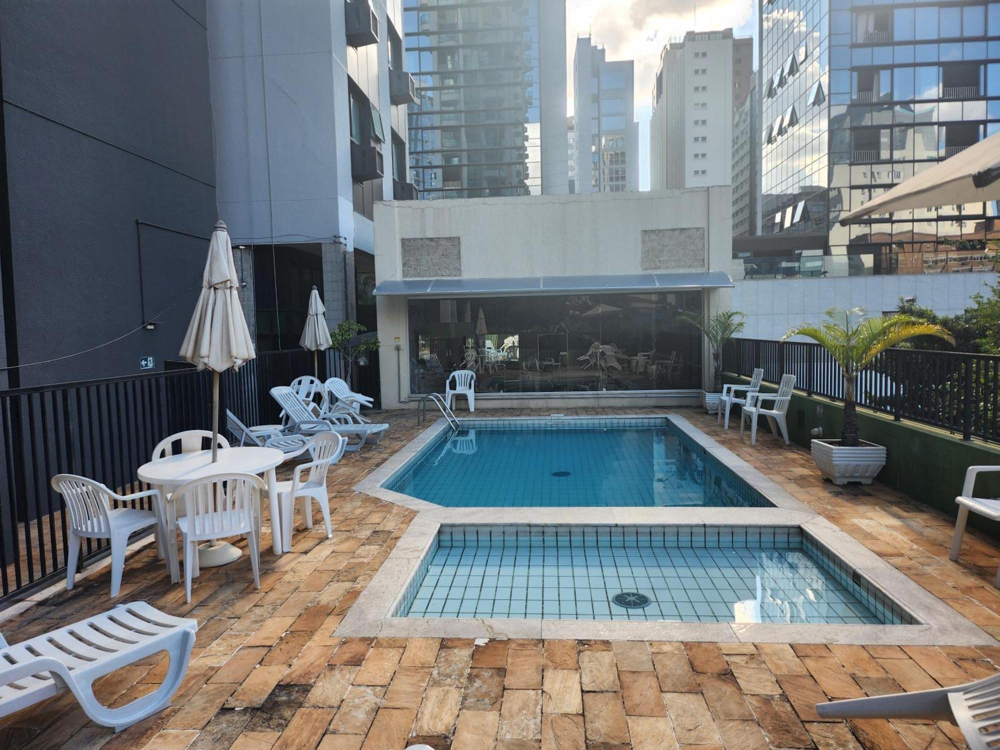 Apart hotel Champagnat Belo Horizonte Esterno foto